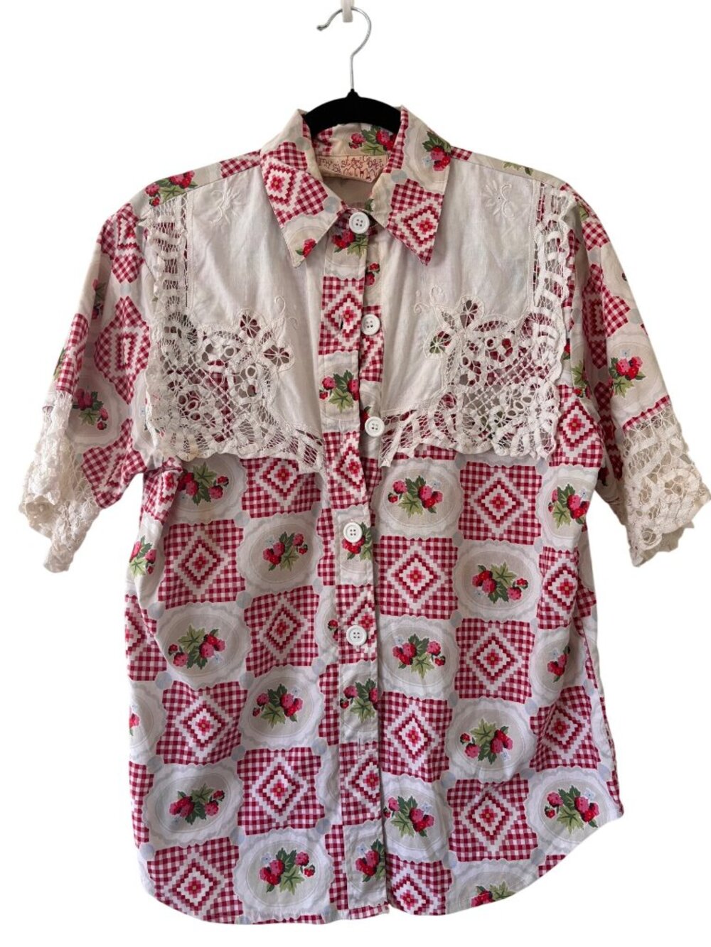 Vintage My Sisters Closet Red Gingham Strawberry Lace Button-Up Blouse L